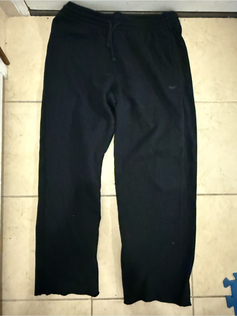 TNA sweat fleece cozy fleece Black Knit boyfriend fit Pants
